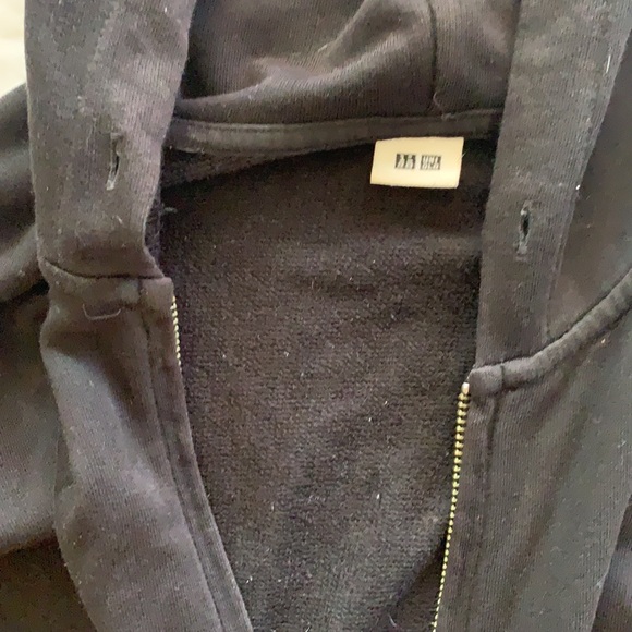 Uniqlo jacket - Picture 2 of 6